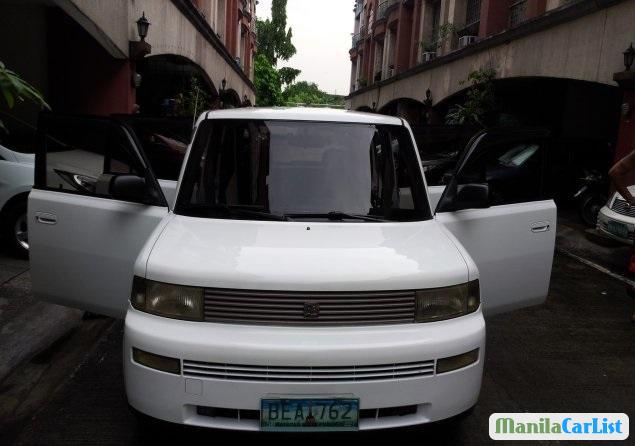 Pictures of Toyota bB Automatic 2005