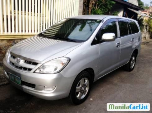 Pictures of Toyota Innova Manual 2006