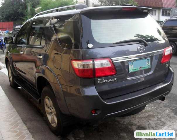 Toyota Fortuner Automatic 2011 in Batangas
