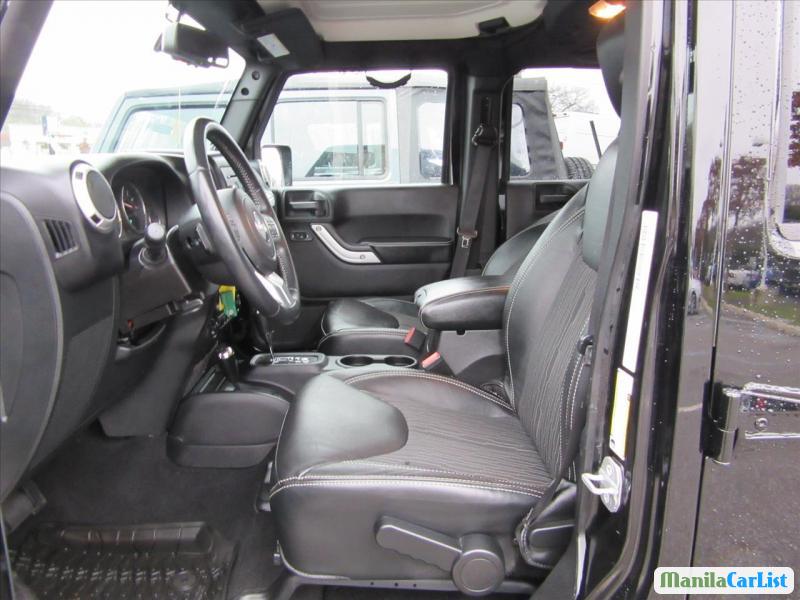 Jeep Wrangler Automatic 2014 in Metro Manila