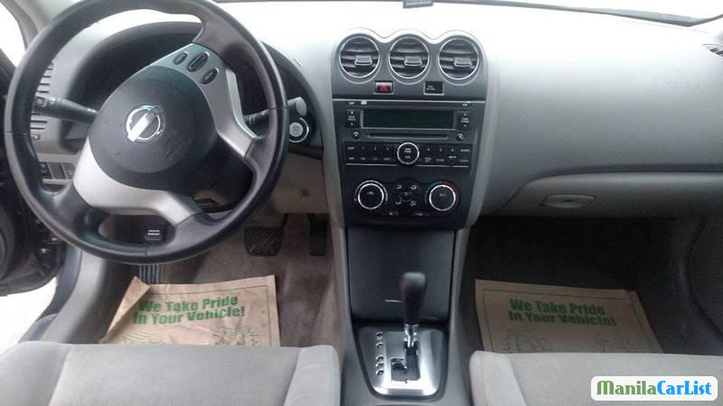 Nissan Altima Automatic 2010 - image 4