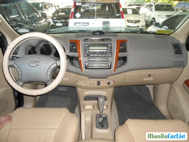 Toyota FJ Cruiser 2009 - image 2