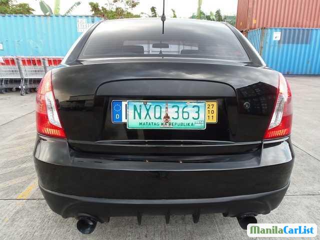 Hyundai Accent Manual 2010 - image 3