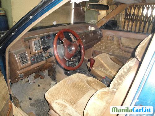 Ford Telstar Manual 1983 - image 2