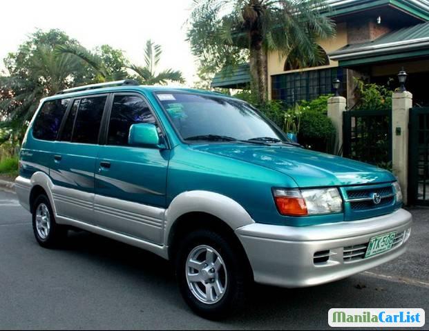 Pictures of Toyota Revo Automatic 2002