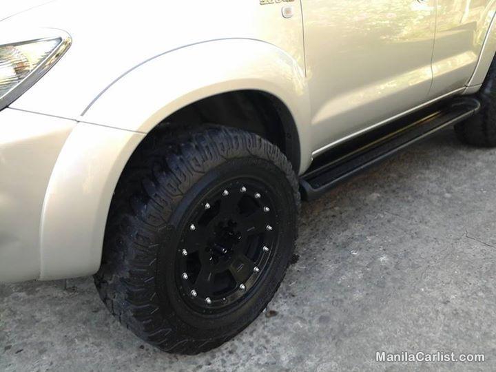 Toyota Fortuner Automatic 2010 - image 4