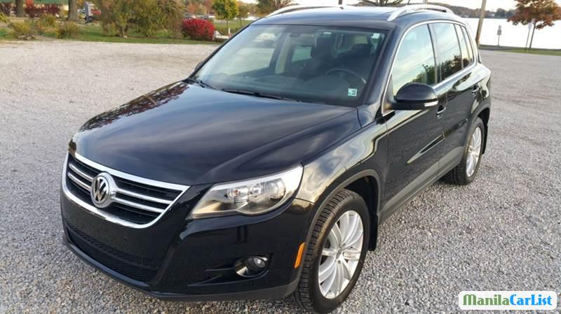 Volkswagen Tiguan Automatic 2010 - image 2