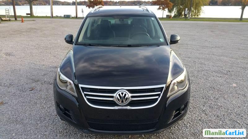 Volkswagen Tiguan Automatic 2010 - image 3