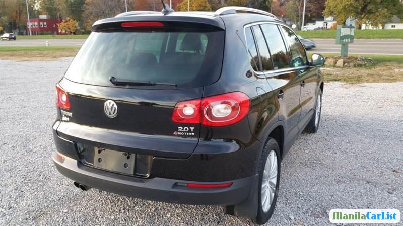 Volkswagen Tiguan Automatic 2010 - image 5