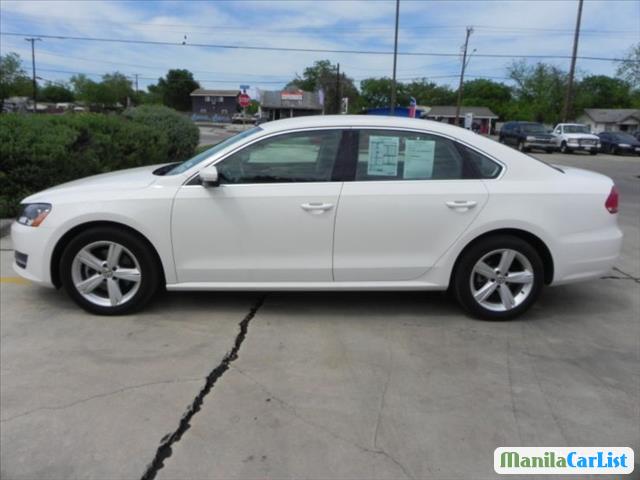 Volkswagen Passat Automatic 2013 - image 2