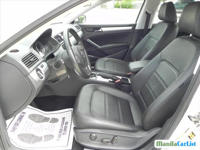 Volkswagen Passat Automatic 2013 - image 5