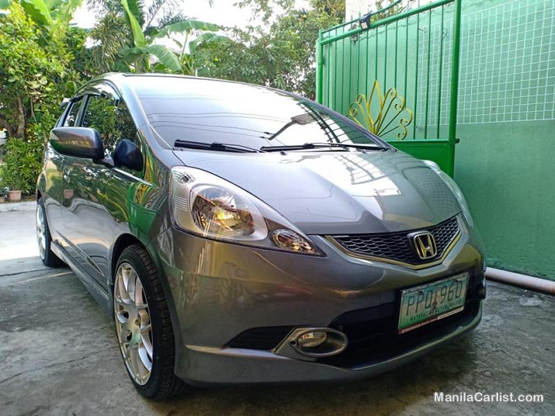 Pictures of Honda Jazz Automatic 2010