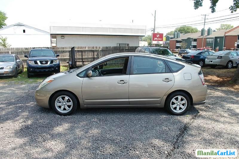 Pictures of Toyota Prius Automatic 2005