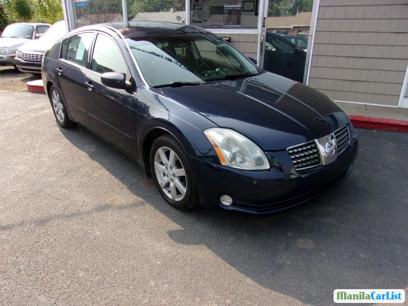 Pictures of Nissan Maxima Automatic 2004