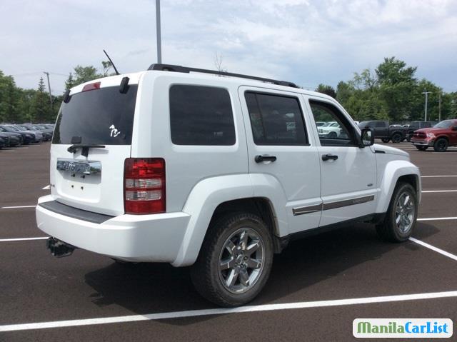 Jeep Automatic 2012 - image 2