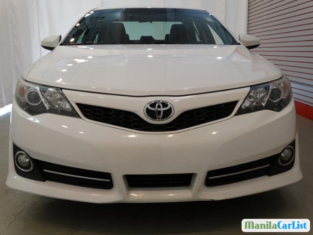 Toyota Camry Manual 2013 in Metro Manila