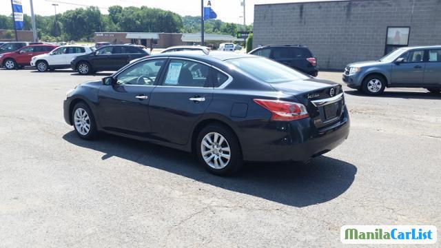 Nissan Altima Automatic 2013 in Metro Manila