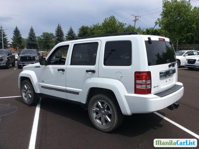 Jeep Automatic 2012 - image 3