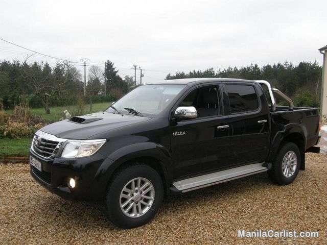 Pictures of Toyota Hilux Manual 2011