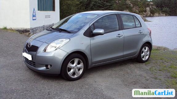 Toyota Yaris Manual 2007 - image 2