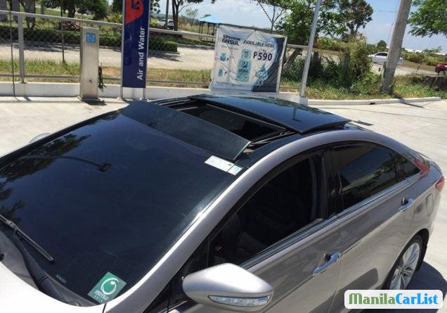 Hyundai Sonata Automatic 2010 - image 4