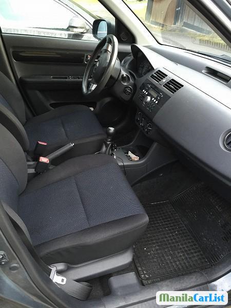 Suzuki Swift Manual 2007 - image 4