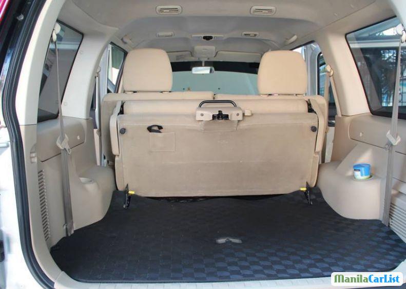Ford Everest Manual 2010 - image 2
