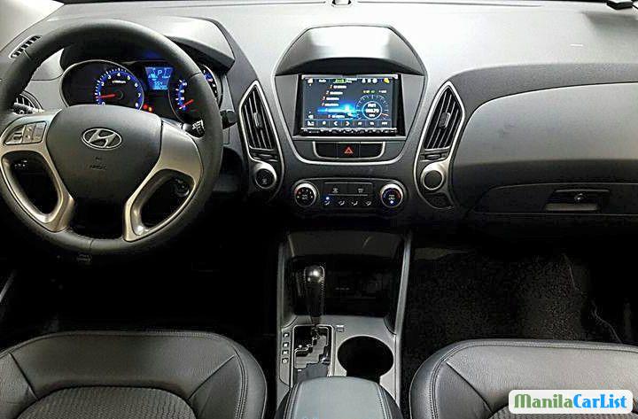 Hyundai Tucson Automatic 2015 - image 2