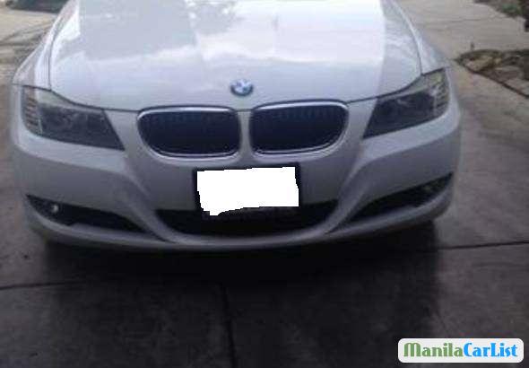 BMW 3 Series Automatic 2011 - image 2