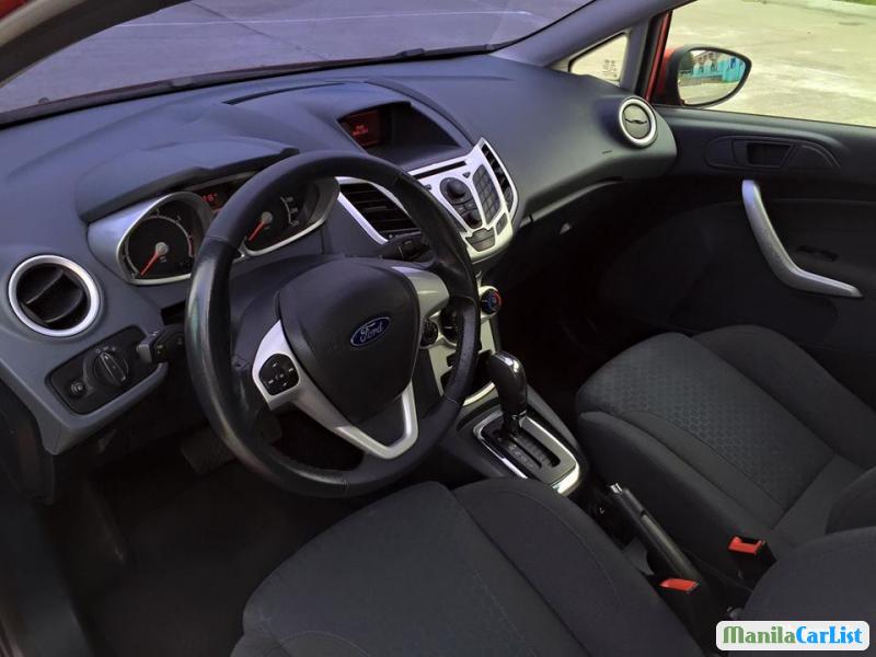 Ford Fiesta Automatic 2011 - image 5