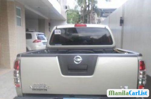 Nissan Navara Automatic 2010 - image 5