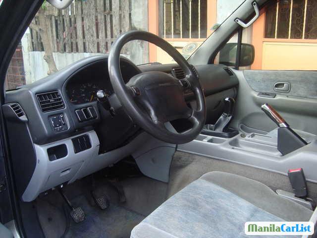 Mazda Bongo Manual 2009 - image 3