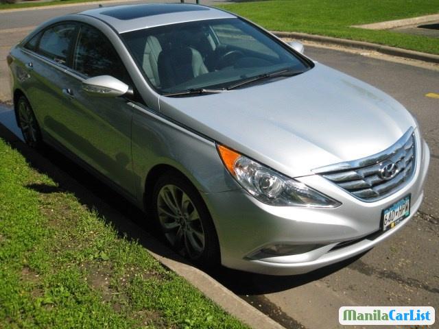 Hyundai Sonata Automatic 2013 - image 2