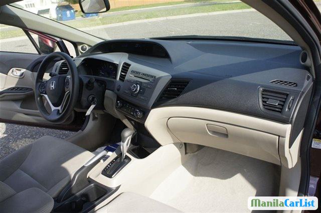 Honda Civic Automatic 2012 - image 3