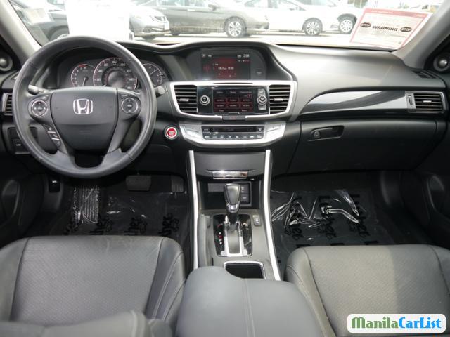 Honda Accord Automatic 2013 - image 5