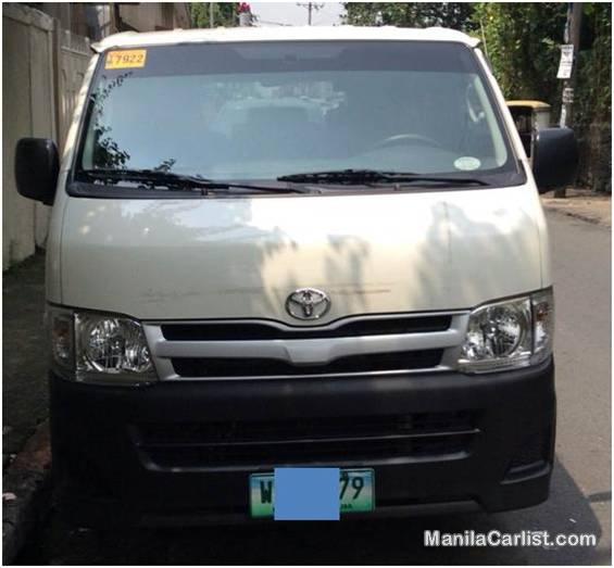 Picture of Toyota Hiace Manual 2013