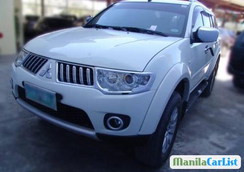 Mitsubishi Montero Sport 2010 - image 1