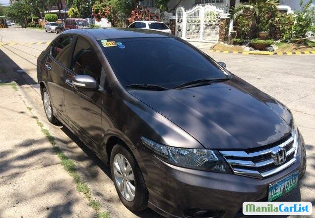 Pictures of Honda City Automatic 2012