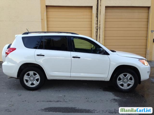 Picture of Toyota RAV4 Automatic 2012