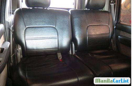 Ford Everest Manual 2004 - image 5