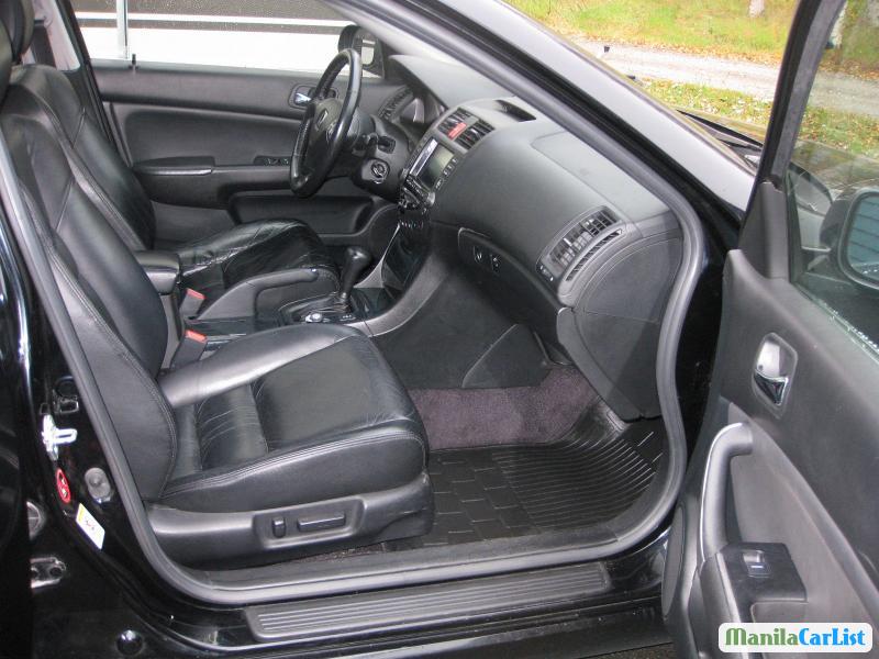 Honda Accord Automatic 2005 - image 2