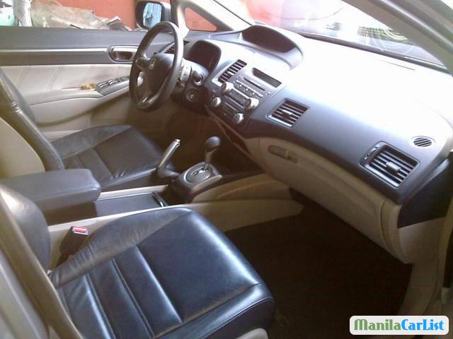 Honda Civic Automatic 2015 - image 3