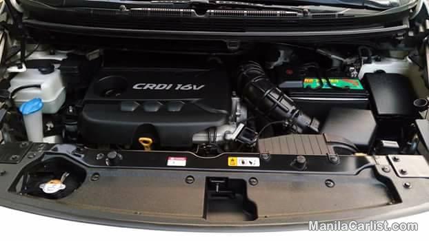 Kia Carens Automatic 2014 - image 4