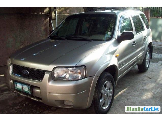 Pictures of Ford Escape 2005