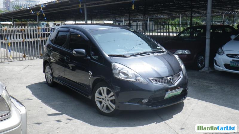 Pictures of Honda Jazz Automatic 2011