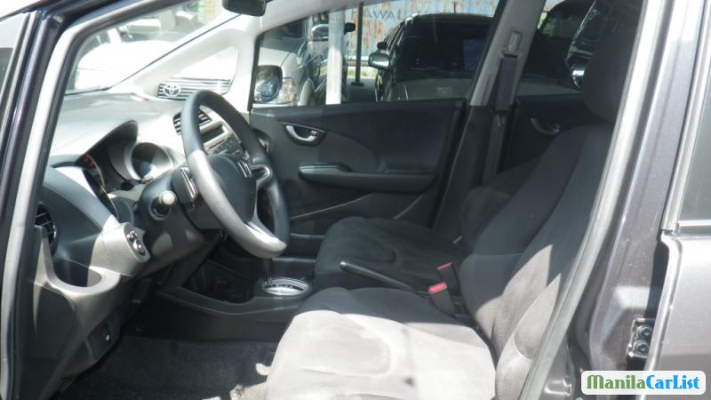 Honda Jazz Automatic 2011