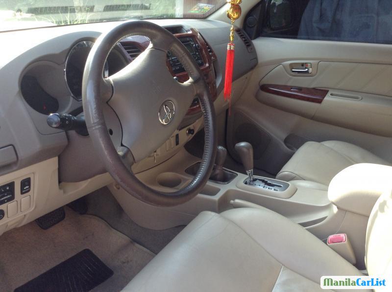 Toyota Fortuner Automatic 2007 - image 3