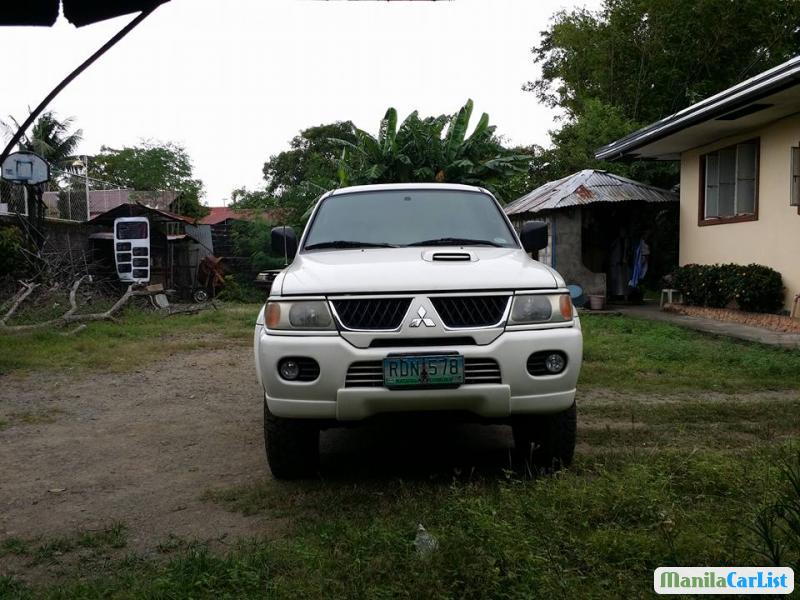 Mitsubishi Montero Sport Manual 2005 - image 3