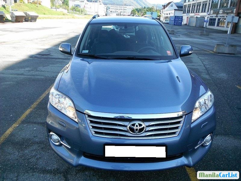 Picture of Toyota RAV4 Automatic 2011