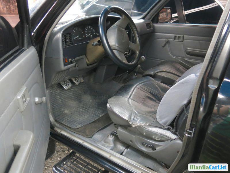 Toyota Hilux Manual 1996 in Bohol